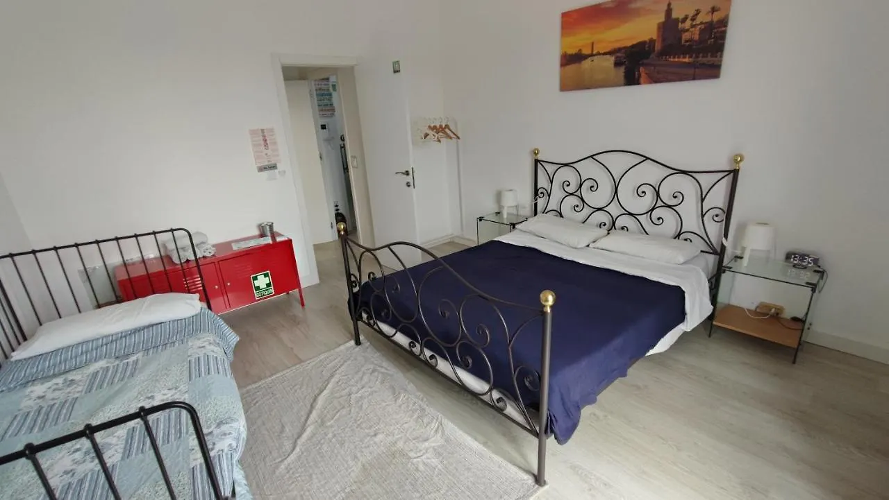 Betis Del Oro Apartment Seville 0*,  Spain