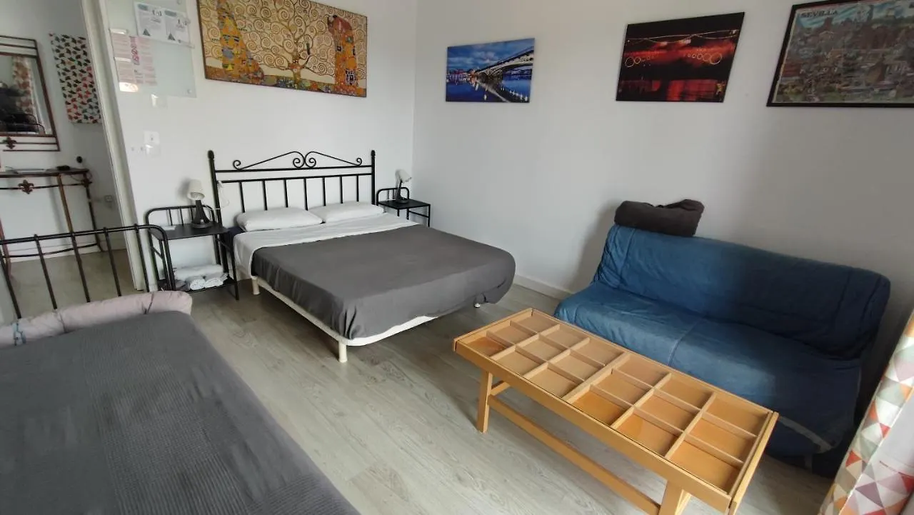 Homestay Betis Del Oro Apartment Seville