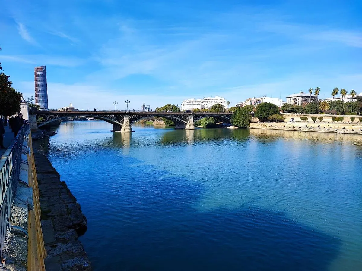Betis Del Oro Apartment Seville